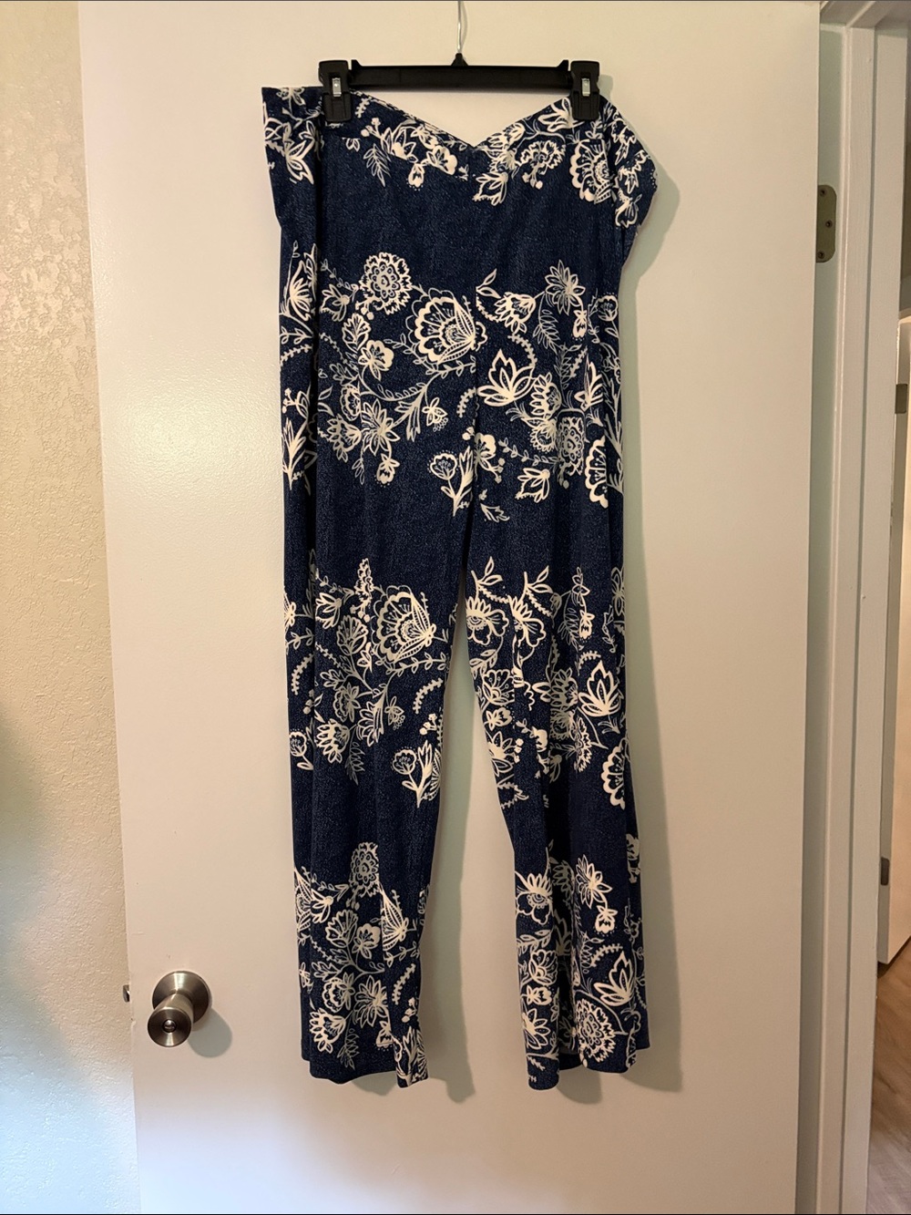 Women’s Blue Floral Print Wide-Leg pants